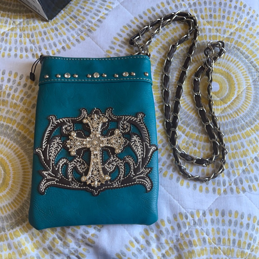 Purse cross body